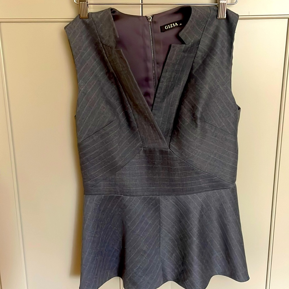 GIZIA Sleeveless
Pinstripe Peplum Top